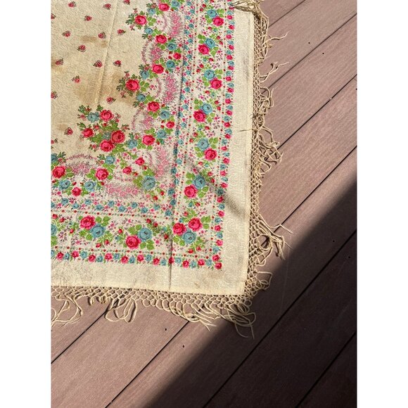 Antique 1909 Romanian Textile Art Wool Floral Shawl Hand Tied Fringe Floral - Picture 5 of 10